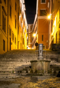 Alley in Rome, Lazio, Italy Alley in Rome, Lazio, Italy